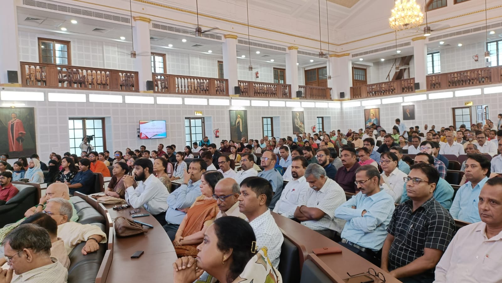 पटना विश्वविद्यालय का 107वां स्थापना दिवस व्हीलर सीनेट हाल में मनाया गया