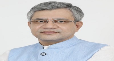 रेल मंत्री अश्विनी वैष्णव ने आज हरियाणा के गुड़गांव रेलवे स्टेशन पर स्वच्छता के लिए श्रमदान किया