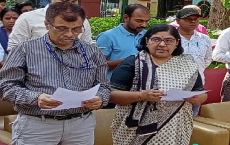 महात्मा गांधी की जयंती के अवसर पर विशेष स्वच्छता अभियान 3.0 आकाशवाणी, नई दिल्ली में शुरू