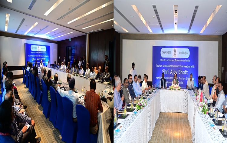 केंद्रीय पर्यटन राज्‍य मंत्री अजय भट्ट ने बेंगलुरु में पर्यटन क्षेत्र से जुड़े लोगों के साथ बैठक की