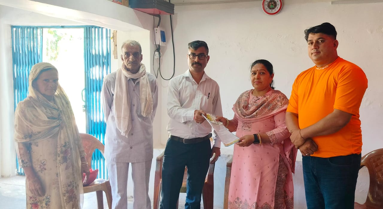 नशा मुक्त ऊना अभियान के अंतर्गत ग्राम पंचायत सिहांणा में हर घर दस्तक अभियान चलाया गया