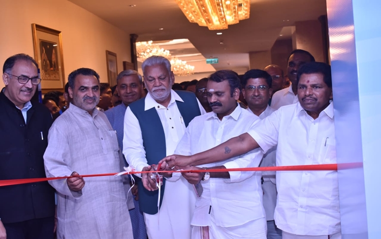 Union Minister for Fisheries inaugurates exhibition on fisheries start-ups and fish cooperatives
