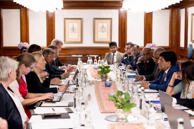 Union Minister Piyush Goyal concludes two-day meeting with delegation from EFTA in London