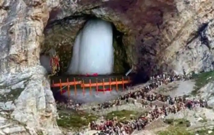 38th batch of over 900 pilgrims leave for holy cave shrine of Shri Amarnath Ji from Jammu