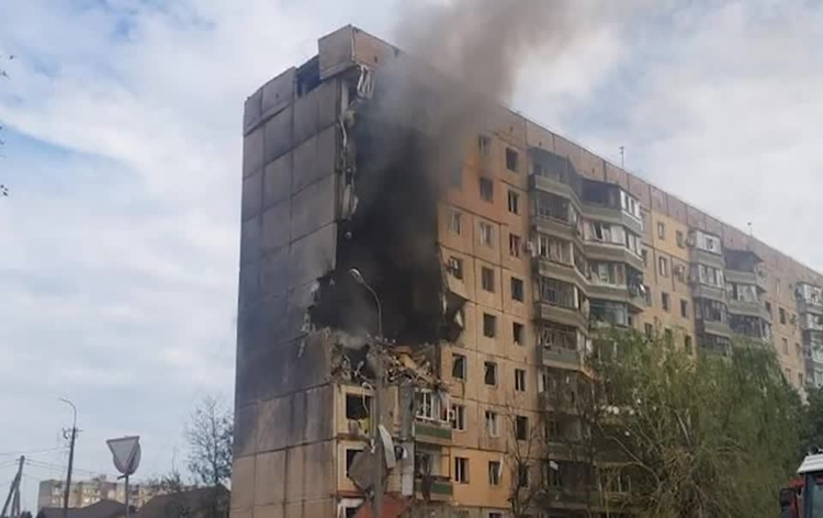 Russian ballistic missiles slam in President Volodymyr Zelensky's hometown