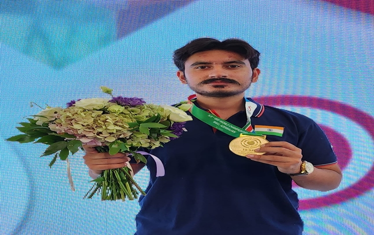 Indian shooter Amanpreet Singh clinches gold in Men’s 25 metre standard pistol event at ISSF World Championship in Azerbaijan