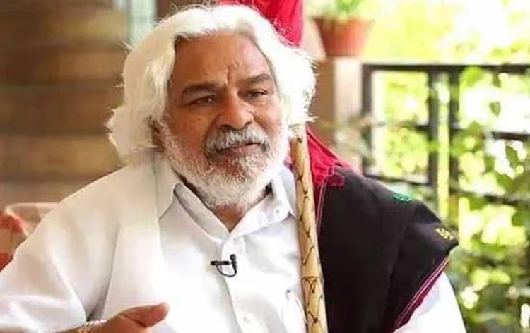 Popular Telugu singer Gaddar passes away in Hyderabad today