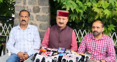 भाजपा प्रदेश प्रवक्ता बलबीर वर्मा ने कहा की शुक्र है की कांग्रेस का कोई बड़ा नेता हिमाचल की सुध लेने तो आया