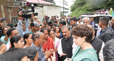 मुख्यमंत्री और महासचिव प्रियंका गांधी ने आपदा प्रभावित क्षेत्रों में राहत एवं पुनर्वास कार्यों का जायजा लिया