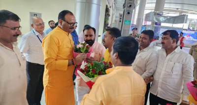 उपमुख्यमंत्री ब्रजेश पाठक अपने दो दिवसीय दौरे पर वाराणसी पहुंचे