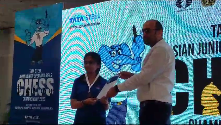 टाटा स्टील एशियन जूनियर ओपन एंड गर्ल्स चेस चैंपियनशिप के पुरुष वर्ग में रूस के ग्रेबनेव एलेक्सी ने चैंपियनशिप का खिताब जीता