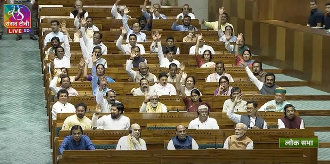 PM Modi, HM Amit Shah expresses happiness over passage of 'Nari Shakti Vandan Adhiniyam’, calls it historic leap for the nation
