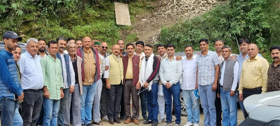 शिमला ग्रामीण कॉन्ट्रैक्टर एसोसिएशन की बैठक बनूटी में आयोजित हुई