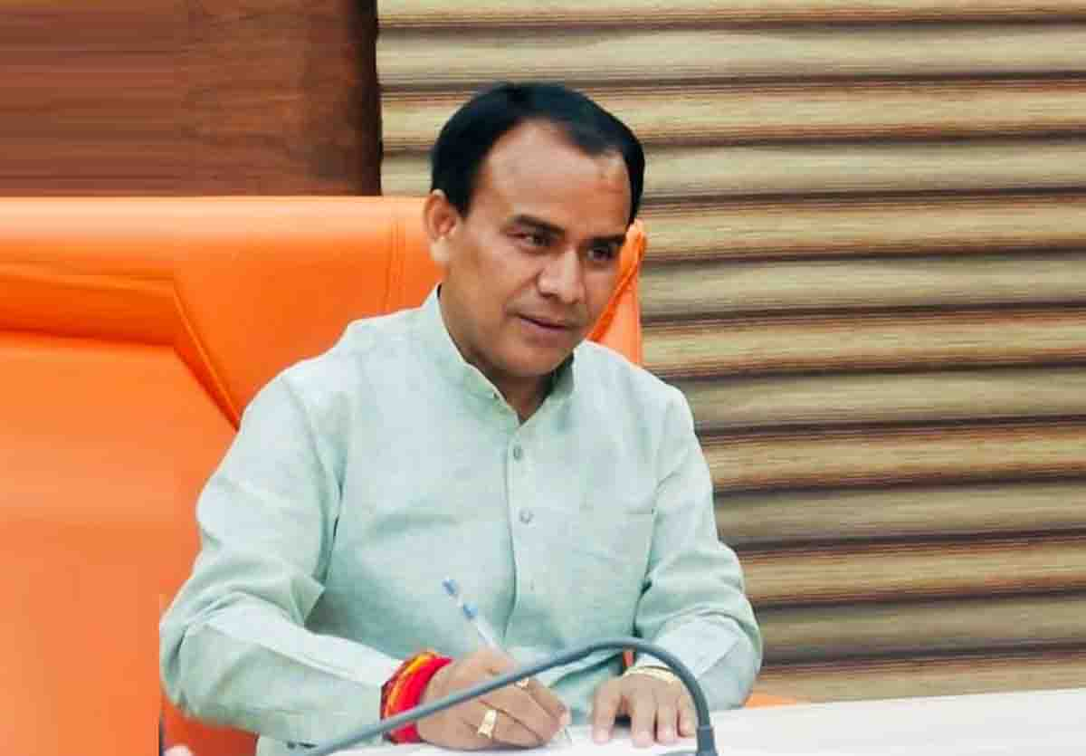 राज्य सरकार डेंगू के रोकथाम को लेकर लगातार प्रयासरत है–स्वास्थ्य मंत्री डॉ. धन सिंह रावत