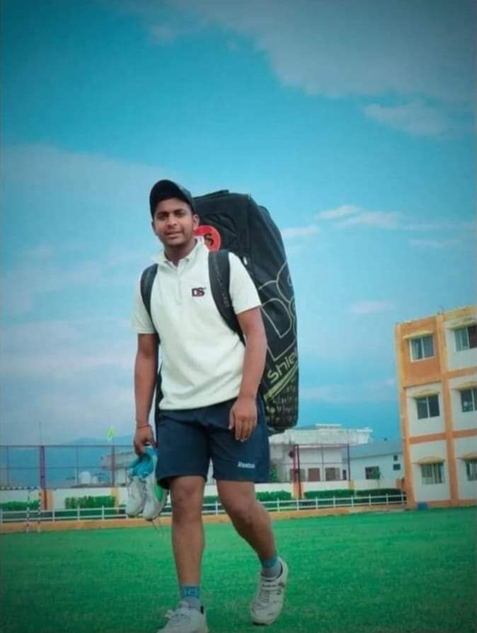 उत्तरकाशी निवासी सुमित का श्रीलंका में होने वाले जोहर इंटरनेशनल टी-20 क्रिकेट कप के लिए हुआ चयन