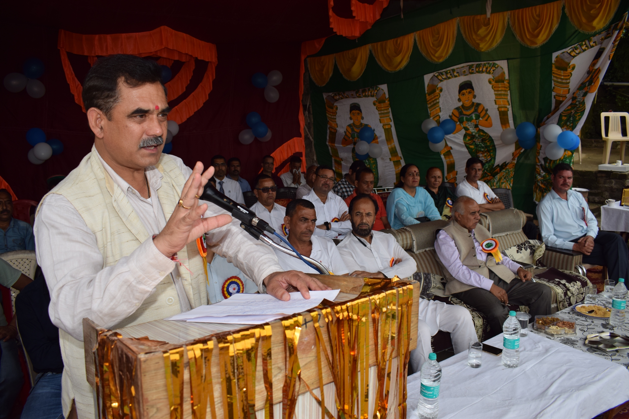 मुख्य संसदीय सचिव संजय अवस्थी ने कहा कि युवाओं को नशे से दूर रखने में खेल अहम हैं