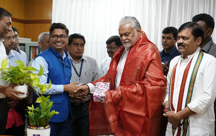Union Minister Parshottam Rupala inaugurates modernised Marine Museum at Fish Survey of India, Visakhapatnam