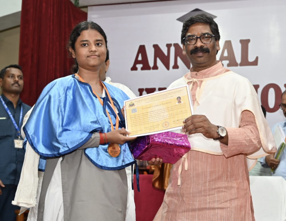 आप जिस भी क्षेत्र में आगे बढ़ना चाहते हैं, सरकार उनकी मदद करेगी–मुख्यमंत्री हेमन्त सोरेन