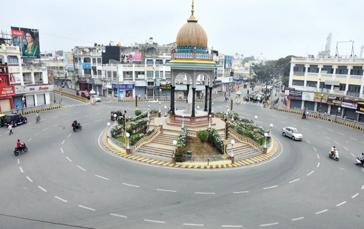 कावेरी जल विवाद पर आज कर्नाटक बंद, कई लोकप्रिय फिल्‍म स्‍टार प्रदर्शनों में हुए शामिल