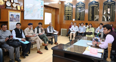 शिमला फ्लाइंग फेस्टिवल की तैयारियों को लेकर उपायुक्त आदित्य नेगी ने की समीक्षा बैठक