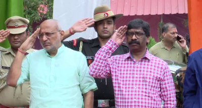 राज्यपाल सीपी राधाकृष्णन और मुख्यमंत्री हेमंत सोरेन ने आईईडी विस्फोट में शहीद राजेश कुमार को श्रद्धांजलि दी