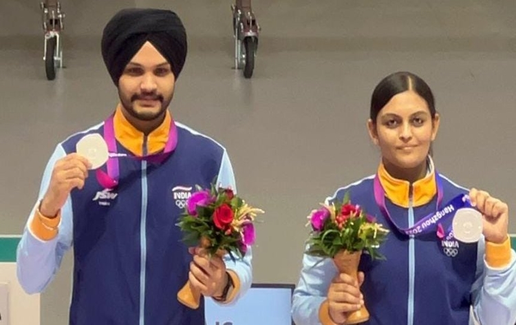 PM Modi congratulates Sarabjot Singh and Divya TS for winning Silver medal in Asian Games 2022
