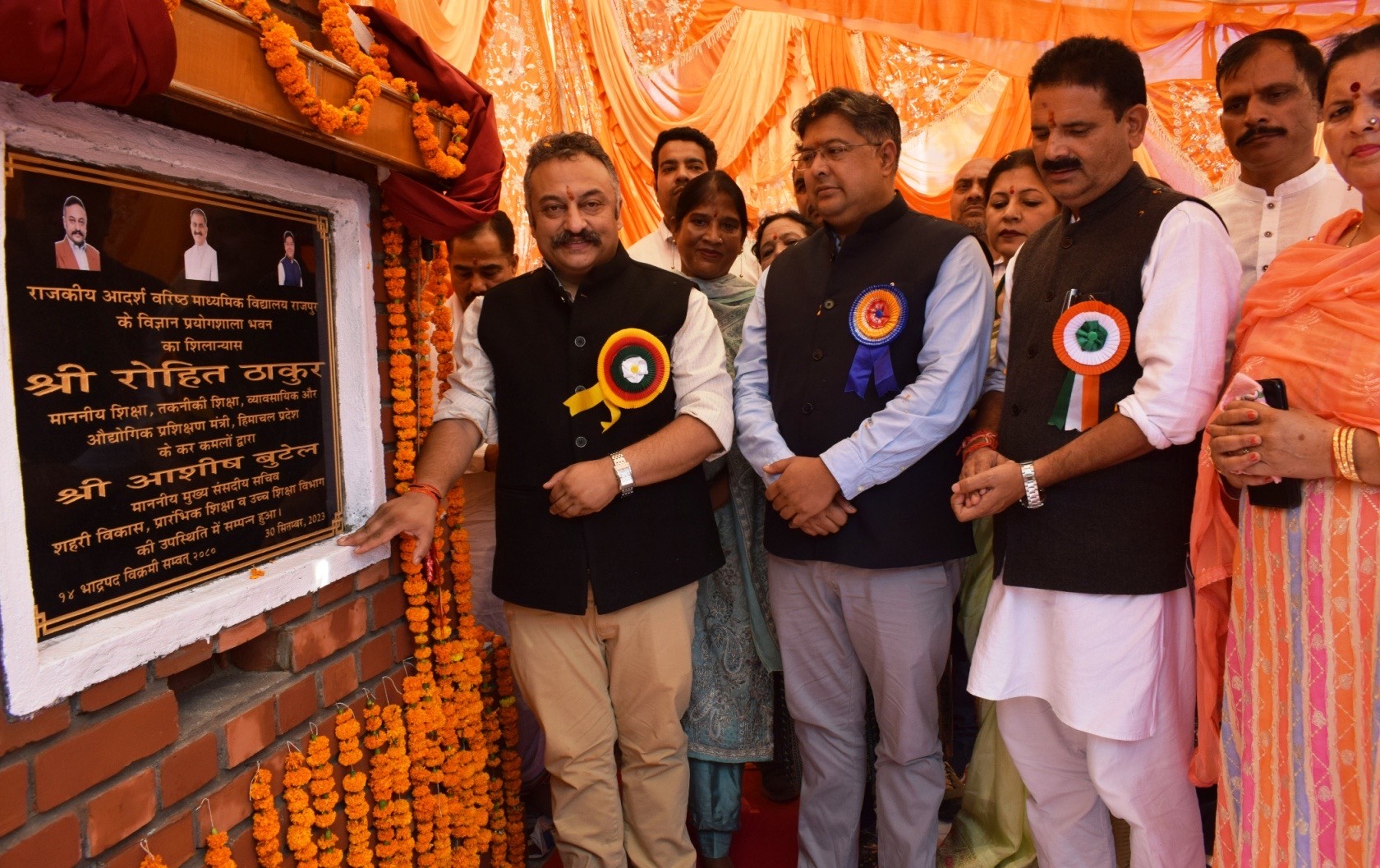 शिक्षा मंत्री रोहित ठाकुर ने पालमपुर विधानसभा क्षेत्र में विकास कार्यों का शिलान्यास व उद्घाटन किया