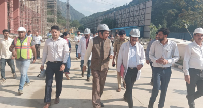 चंबा: मुख्य सचिव प्रबोध सक्सेना ने पं. जवाहरलाल नेहरू राजकीय चिकित्सा महाविद्यालय के निर्माणाधीन परिसर एवं का किया निरीक्षण