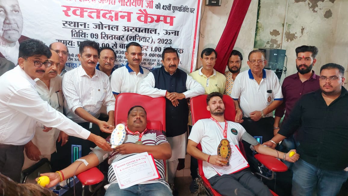 शहीद लाला जगत नारायण की 42वीं पुणयतिथि पर रक्तदान शिविर आयोजित किया गया